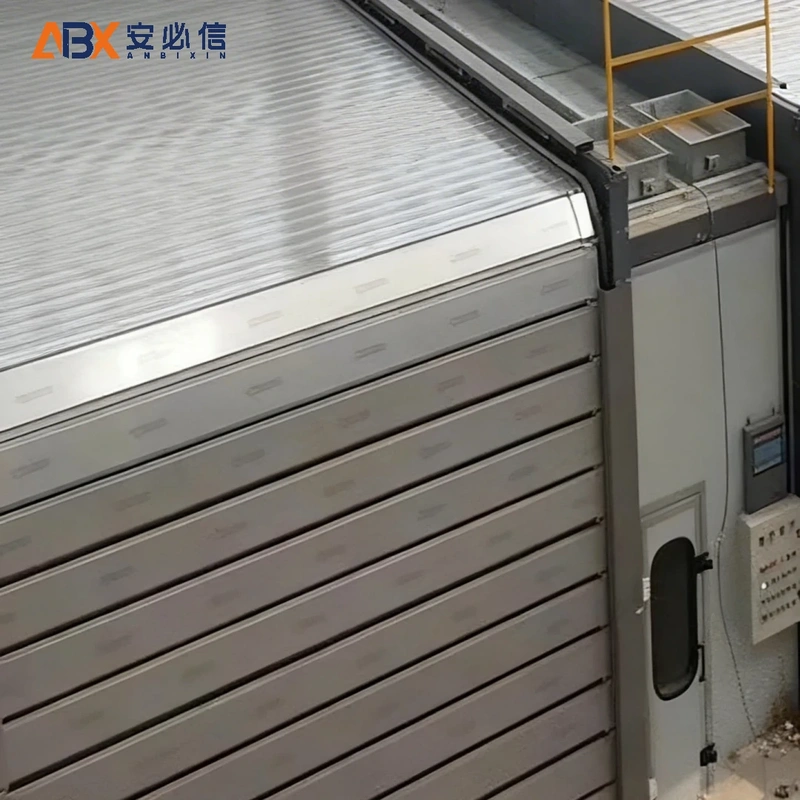 百色铝制高速门